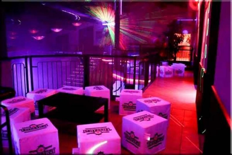 Germersheim Lass es krachen! Riesen Event Discothek Rheinpark Germersheim Gewerbe mieten