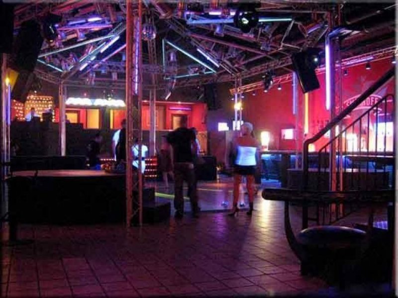 Germersheim Lass es krachen! Riesen Event Discothek Rheinpark Germersheim Gewerbe mieten