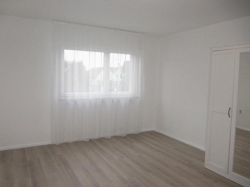 Rheinmünster mein Haus-mein Hof-mein Garten nur für mich!1-2 Fam Haus mit 7 Zimmer 160qm Kamin Garage EBK Wohnung mieten