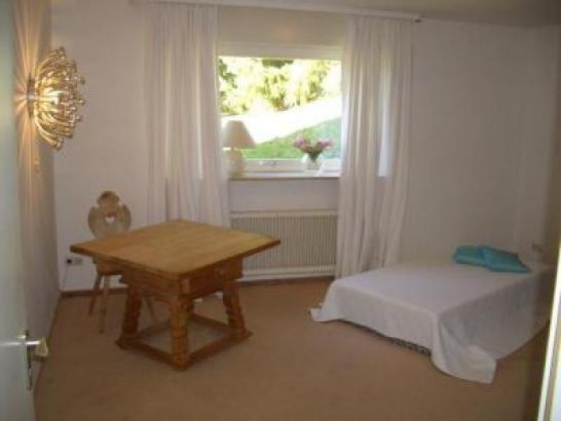 Bad Dürrheim schöne helle teilmöblierte 2 Zi.Souterrain WG. in Bad Dürrheim
Wohnung mieten