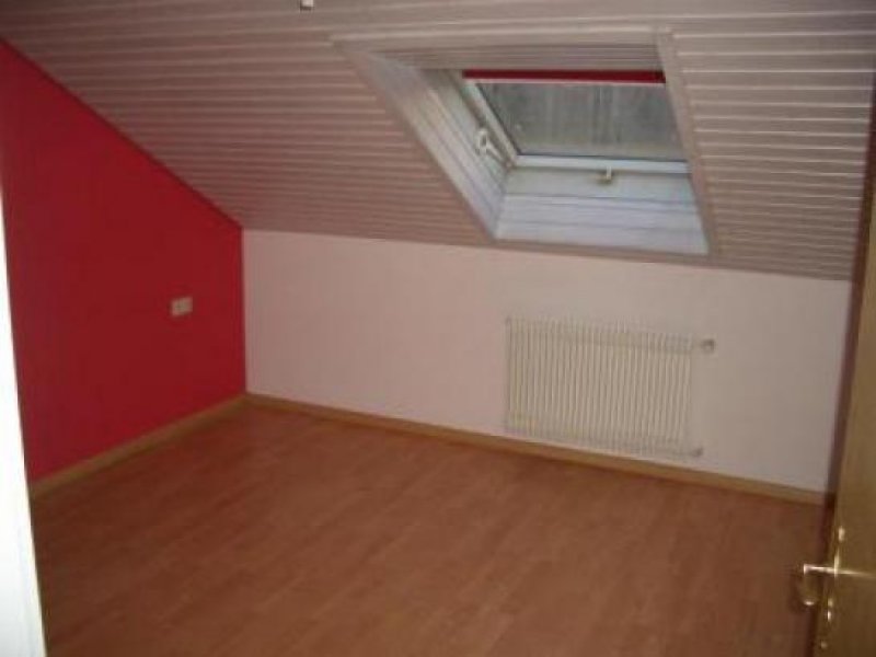 Niedereschach gut geschnittene 5 Zi.DG-Wg im herlichen Niedereschach
Wohnung mieten