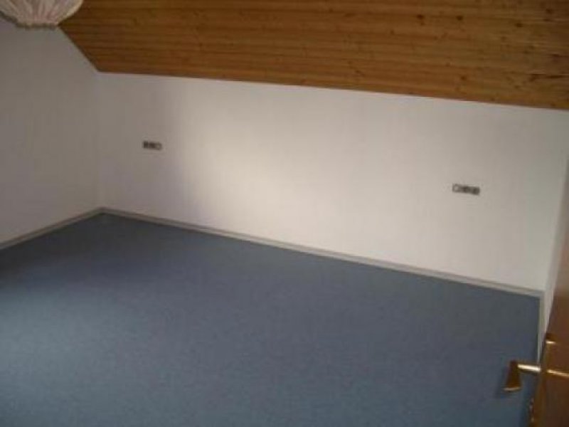 Niedereschach kleine 4 Zi.-DG-Whg.in Fischbach
Wohnung mieten