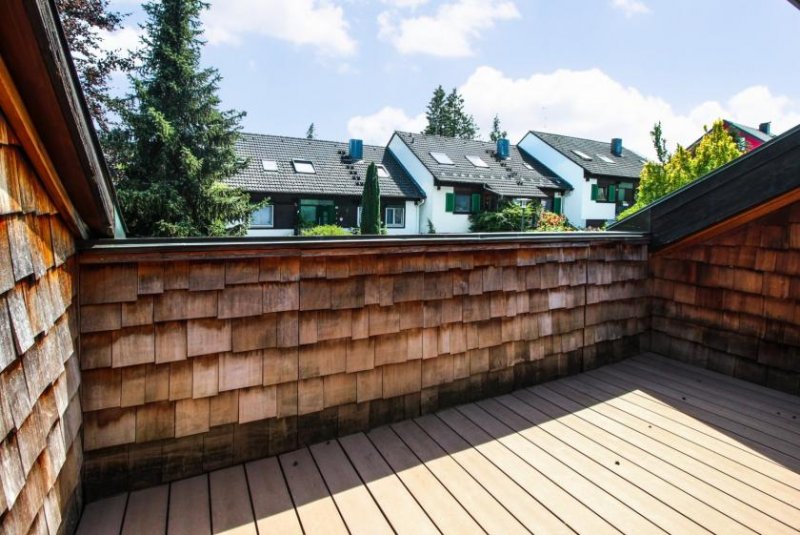 Niedereschach Wunderschöne Dachwohnung mit zwei Dachterrassen & Garage in Niedereschach Wohnung mieten