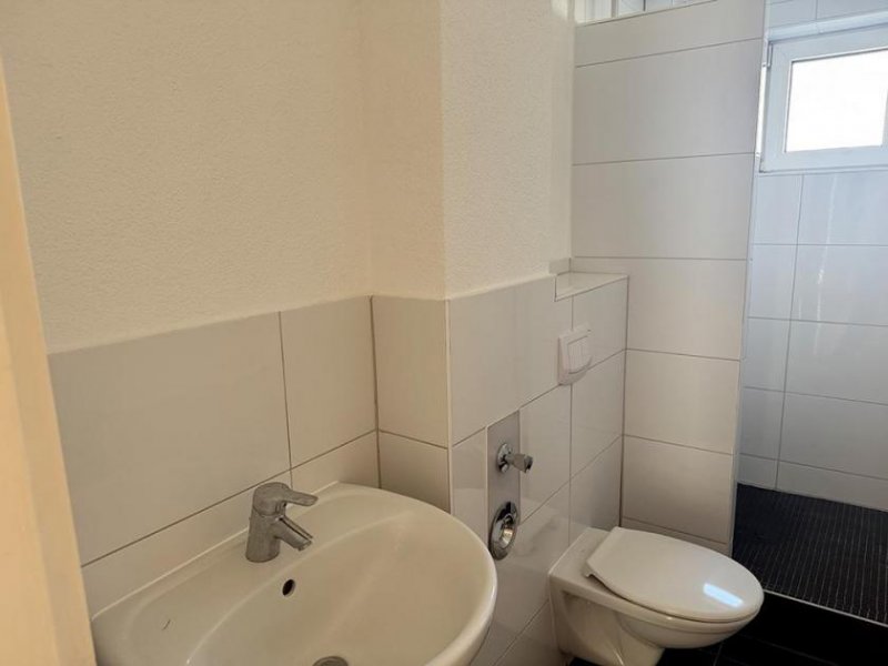 St. Georgen im Schwarzwald Neu sanierte 2 Zimmer Whg 55qm mit Terrasse/ Balkon ab sofort Wohnung mieten