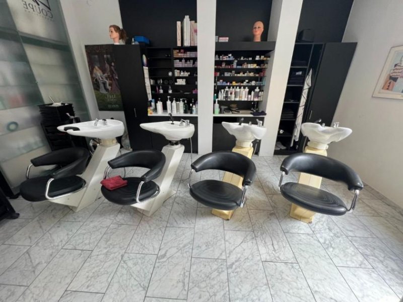 Singen (Hohentwiel) Friseursalon in Bestlage Singen zu übergeben – laufender Betrieb & faire Miete Gewerbe mieten