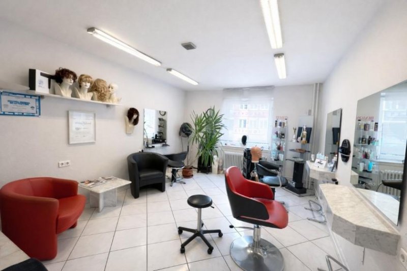 Singen (Hohentwiel) Friseursalon in Bestlage Singen zu übergeben – laufender Betrieb & faire Miete Gewerbe mieten