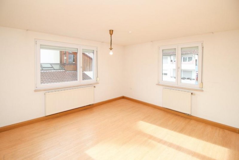 Rottweil Lichtdurchflutete 4-Zimmer-Wohnung mit Balkon in Rottweil Wohnung mieten