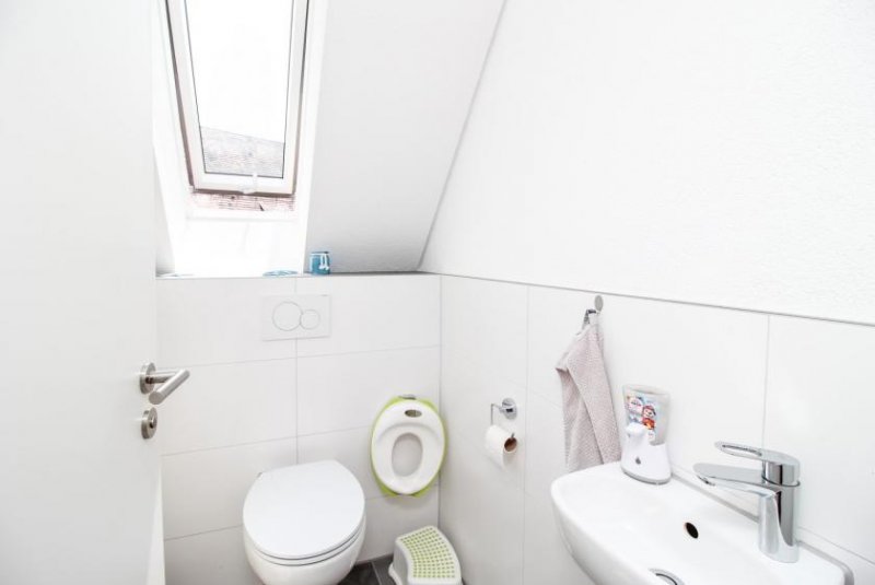 Oberndorf am Neckar Modernisierte 4-Zimmer-Wohnung mit Einbauküche in Oberndorf a. N. Wohnung mieten