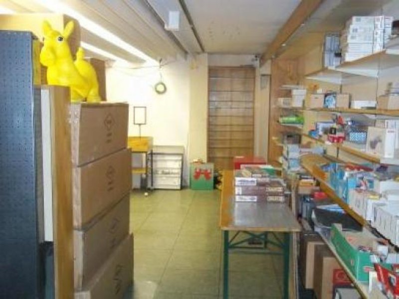 Oberndorf Grosses Ladengeschäft in exponierter Lage Gewerbe mieten