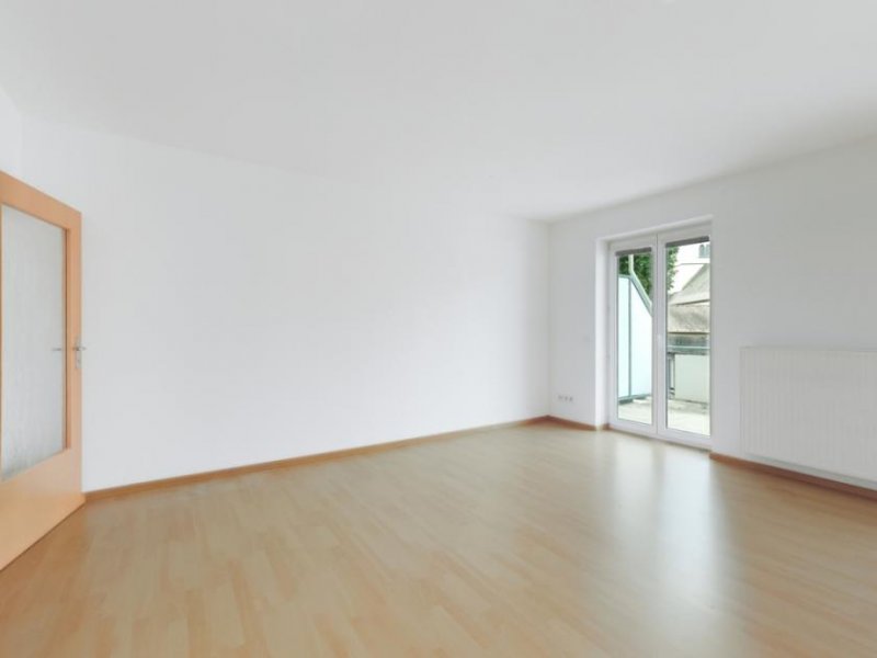 Bad Krozingen Großzügiger Grundriss mit Balkon
BITTE SCHRIFTLICH MELDEN Wohnung mieten