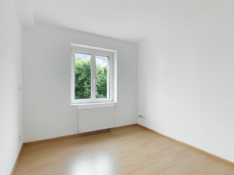 Bad Krozingen Großzügiger Grundriss mit Balkon
BITTE SCHRIFTLICH MELDEN Wohnung mieten