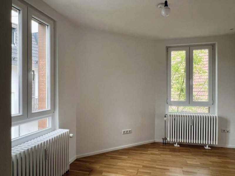 Kirchzarten Zarten - 6 Zimmer mit Balkon
WG - Geeignet Wohnung mieten