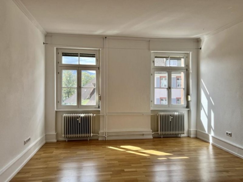 Kirchzarten Zarten - 6 Zimmer mit Balkon
WG - Geeignet Wohnung mieten