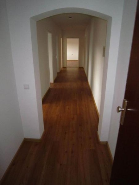 Kandern 3 Zi.-Wohnung/Loggia + KFZ-Stellpl. - KANDERN Wohnung mieten