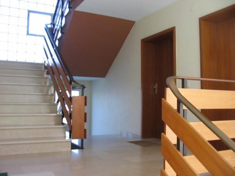 Kandern 3 Zi.-Wohnung/Loggia + KFZ-Stellpl. - KANDERN Wohnung mieten