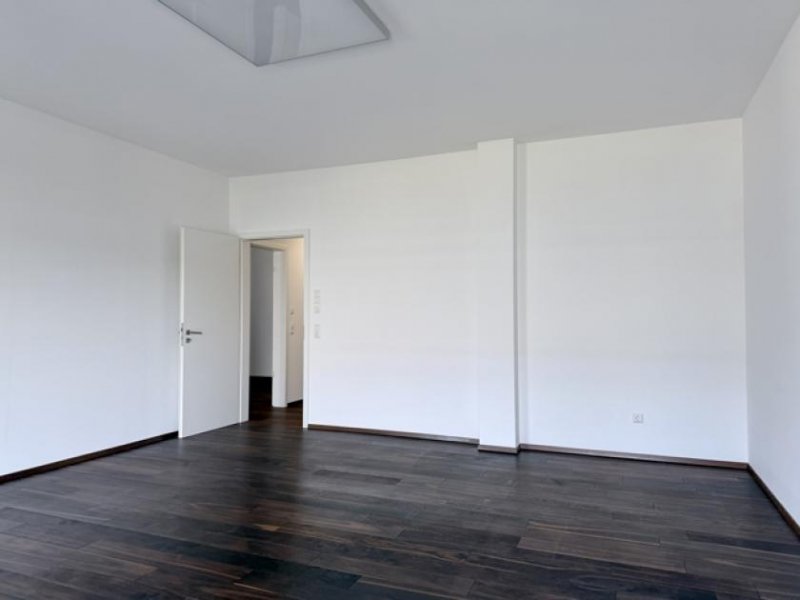 Eschbach (Landkreis Breisgau-Hochschwarzwald) Moderne Bürofläche im Gewerbepark Breisgau Gewerbe mieten