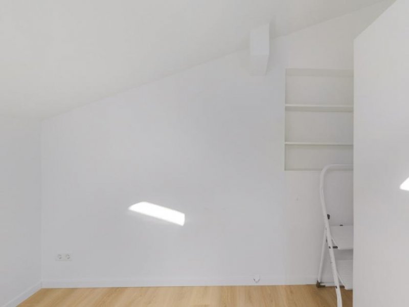 Weil am Rhein Modernisiertes Dachgeschoss mit Einbauküche-BITTE SCHRIFTLICH ANFRAGEN Wohnung mieten