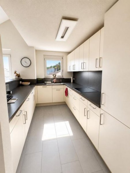 Waldshut-Tiengen Tiengen - 3 Zi. + Galerie im Dachgeschoss mit Balkon und Lift ab dem 1.11.26 zu vermieten Wohnung mieten