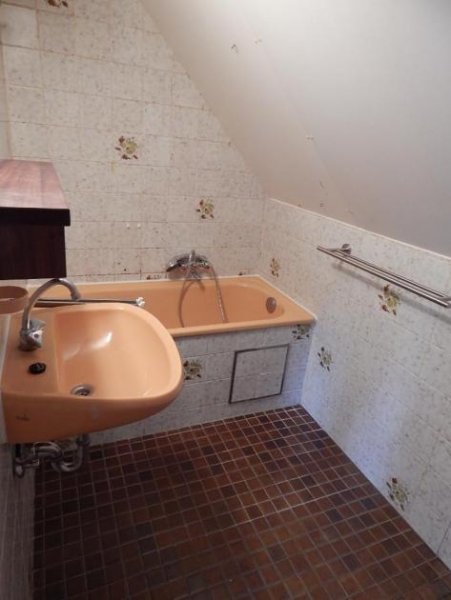 Häusern 1-Zimmerwohnung in Häusern zu vermieten Wohnung mieten