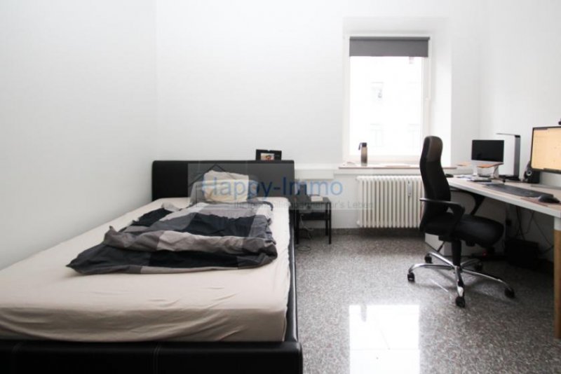 München 4 Zimmerwohnung nahe dem Sendlinger Tor / 2. OG / Küche mit EBK / WG geeignet / Hauptmieter nötig Wohnung mieten