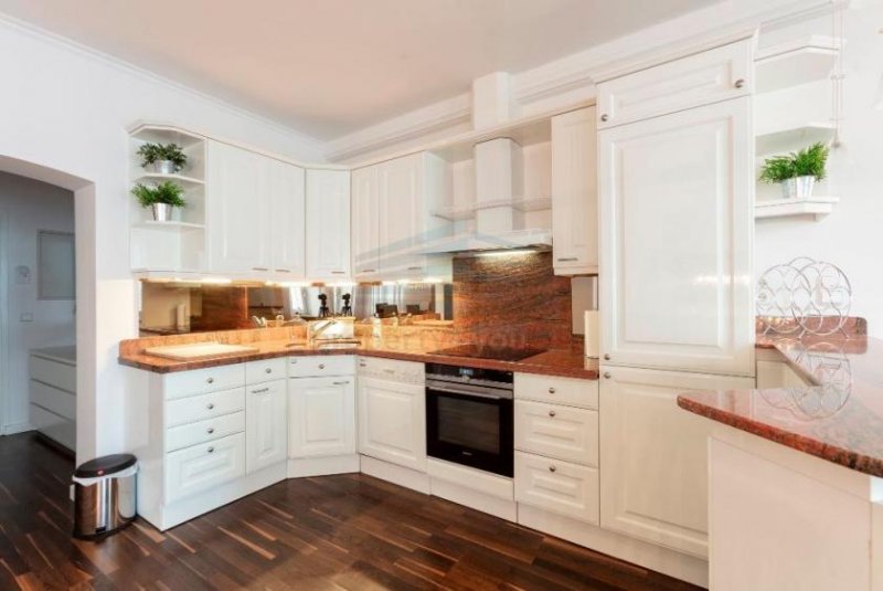 München Premium Wohnung: Sehr schöne möblierte 4-Zimmer Wohnung in München Schwanthalerhöhe Wohnung mieten