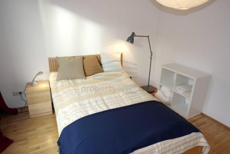 München Helle, möblierte 3 Zimmer Wohnung mit Südbalkon in Neuhausen Wohnung mieten