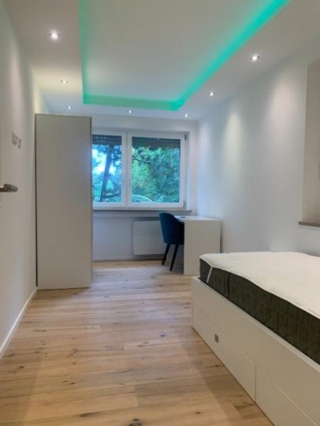 München WG-Zimmer ab 01. April 2025 mit 12 m² in schöner Grünanlage in Freimann Wohnung mieten