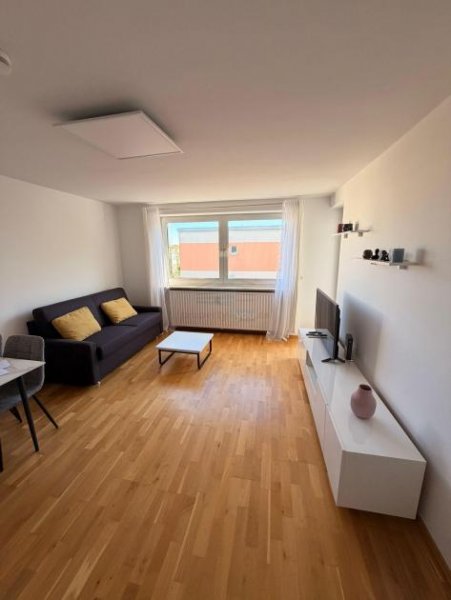 München Wünderschöne 2-Zi. möblierte Wohnung mit Balkon Wohnung mieten