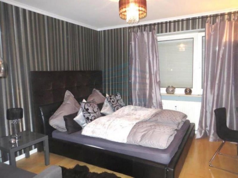 München 3-Zimmer Wohnung mitten im Zentrum für 4-10 Personen Wohnung mieten