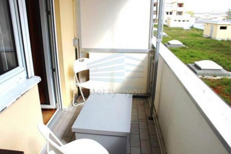 München 3-Zimmer Wohnung mitten im Zentrum für 4-10 Personen Wohnung mieten