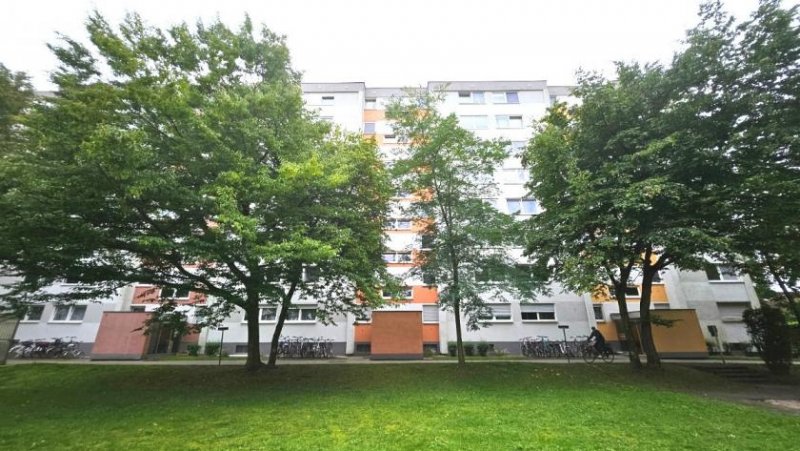 München Praktisch ausgestattetes 2-Zimmer-Apartment im Herzen von Solln Wohnung mieten