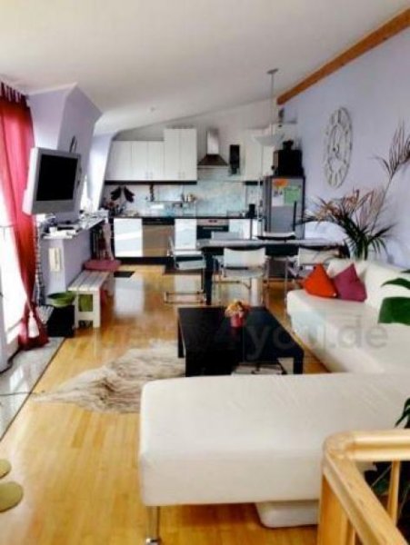 München Individuelle 4-Zimmer-Maisonettewohnung im begrünten Innenhof mit Dachterrasse und Home office Bereich Wohnung mieten