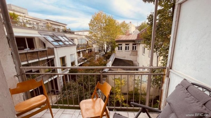 München WG-Zimmer mit Balkon nahe Isar & U-Bahn: Zentral, ruhig, ab 24. September 2026 Wohnung mieten
