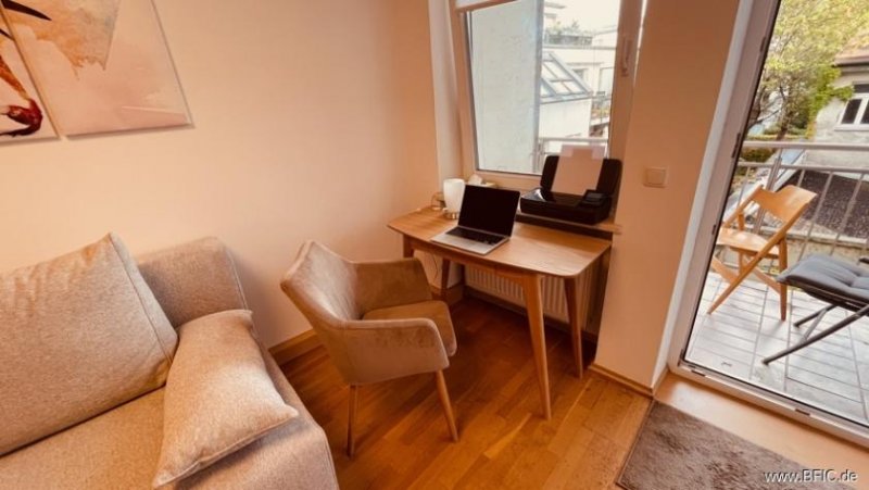 München WG-Zimmer mit Balkon nahe Isar & U-Bahn: Zentral, ruhig, ab 24. September 2026 Wohnung mieten