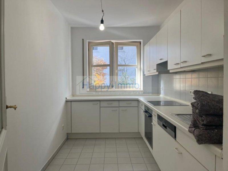 München Besichtigung 20.1. - 270 qm eigener Garten / 2 Terrassen / 2 Zimmerwhg / EBK / Duplex TG unten Wohnung mieten
