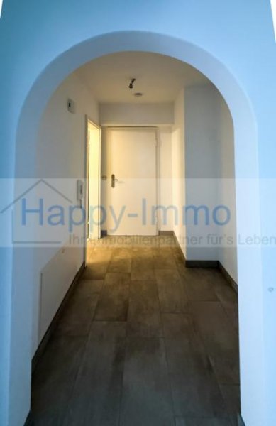 München ideale Singlewohnung 2 Zimmer in Waldtrudering - Balkon -bezugsfrei - Duplex TG oben Wohnung mieten