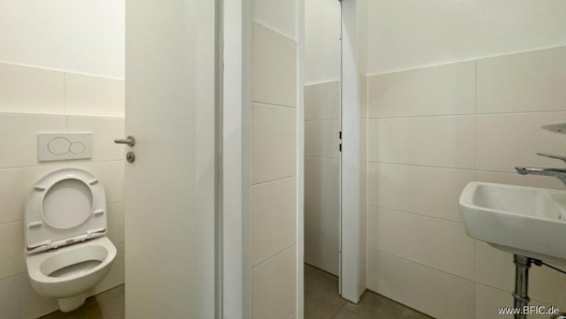 Fürstenfeldbruck zentrale Büroetage – umfassend renoviert! - in Toplage FFB - provisionsfrei für den Mieter Gewerbe mieten