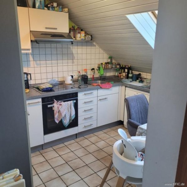 Emmering gemütliche Dachgeschoss-Wohnung in Emmering Wohnung mieten