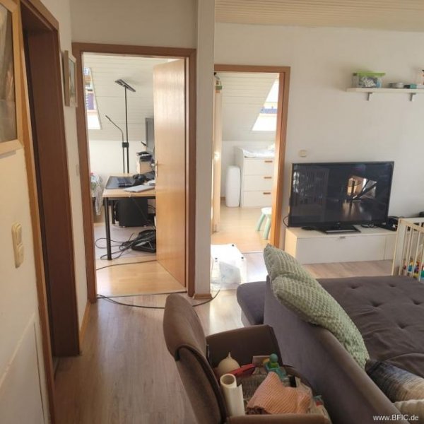 Emmering gemütliche Dachgeschoss-Wohnung in Emmering Wohnung mieten