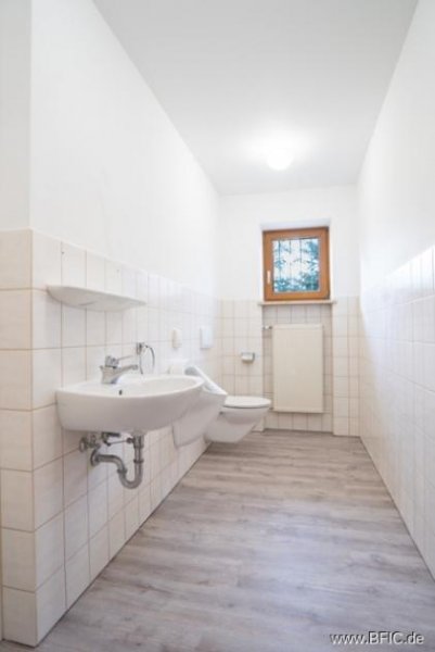 Althegnenberg Büro- / Praxisräume in Althegnenberg Gewerbe mieten