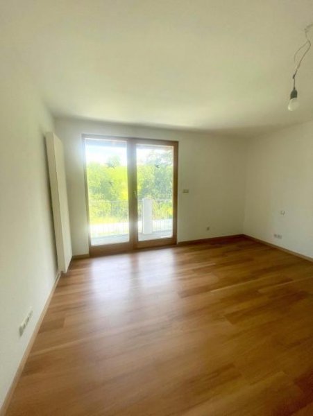 Schliersee Großzügige 4-Zimmer-Maisonette mit Garten in ruhiger Ortsrandlage von Schliersee Wohnung mieten