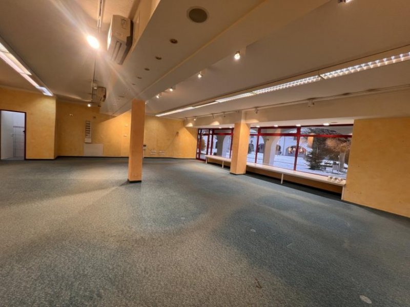 Bad Birnbach gepflegte Ladeneinheit in Bad Birnbach Am Neuen Maktplatz Gewerbe mieten