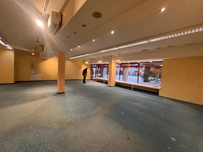 Bad Birnbach gepflegte Ladeneinheit in Bad Birnbach Am Neuen Maktplatz Gewerbe mieten