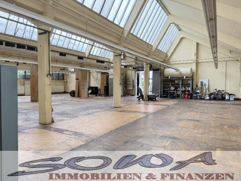 Gaimersheim Großzügige Lagerhalle mit Büro-/Lagerräumen und einem großzügien Wohnhaus in Gaimersheim - Nähe Westpark! - Ein Objekt