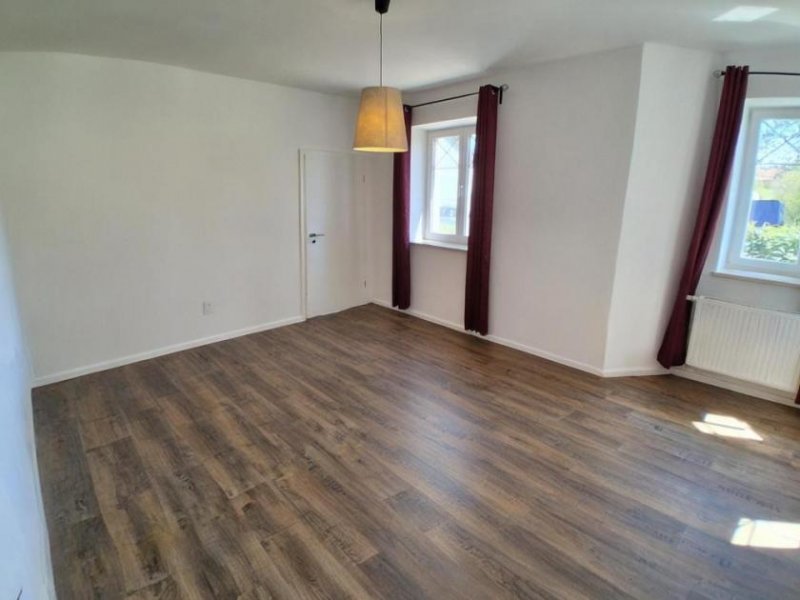 Wolnzach 2,5-Zimmer Erdgeschosswohnung mit Terrasse *provisionsfrei* *erlaubte Haustiere: Katze* Wohnung mieten