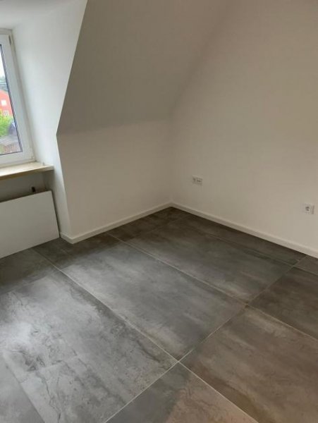 Augsburg Charmante 2 ZKB Dachgeschosswohnung In Augsburg - Hochzoll Wohnung mieten