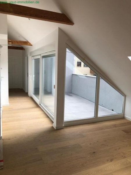 Augsburg Traumhafte 3 ZKB Dachgeschosswohnung in Augsburg-Göggingen Wohnung mieten