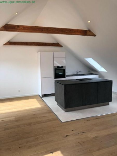 Augsburg Traumhafte 3 ZKB Dachgeschosswohnung in Augsburg-Göggingen Wohnung mieten