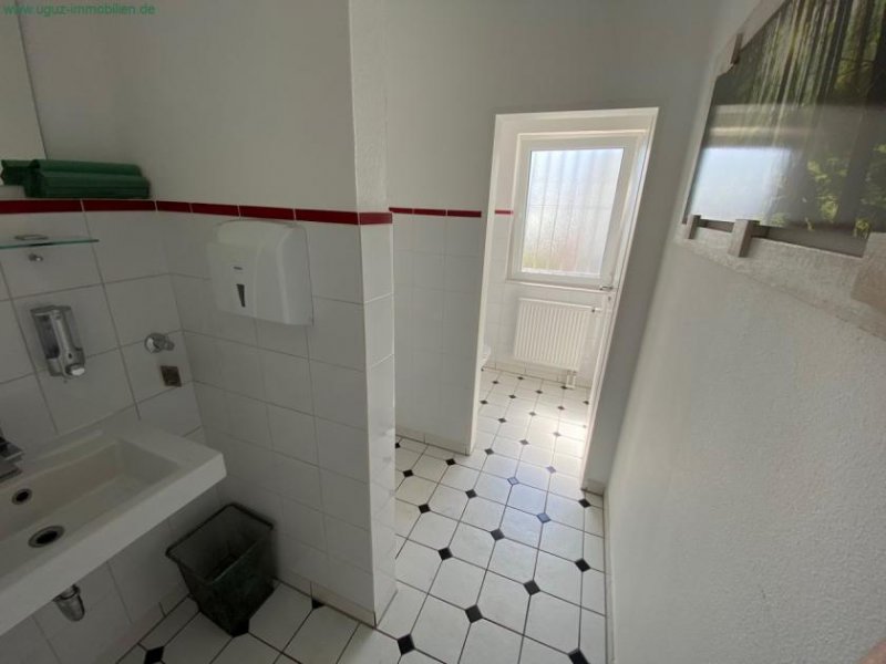 Mering Vielseitig nutzbare Gewerbefläche zu Vermieten in Mering Gewerbe mieten