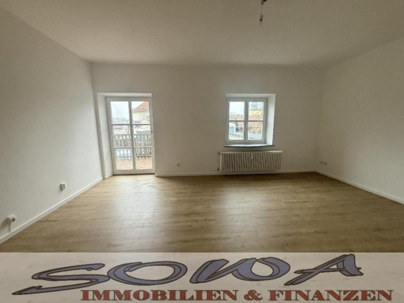 Ehekirchen Schöne 2 Zimmer Erdgeschoss Wohnung mit Balkon und Carport Stellplatz in Ehekirchen - Ein Objekt von Ihrem Immobilienpartner